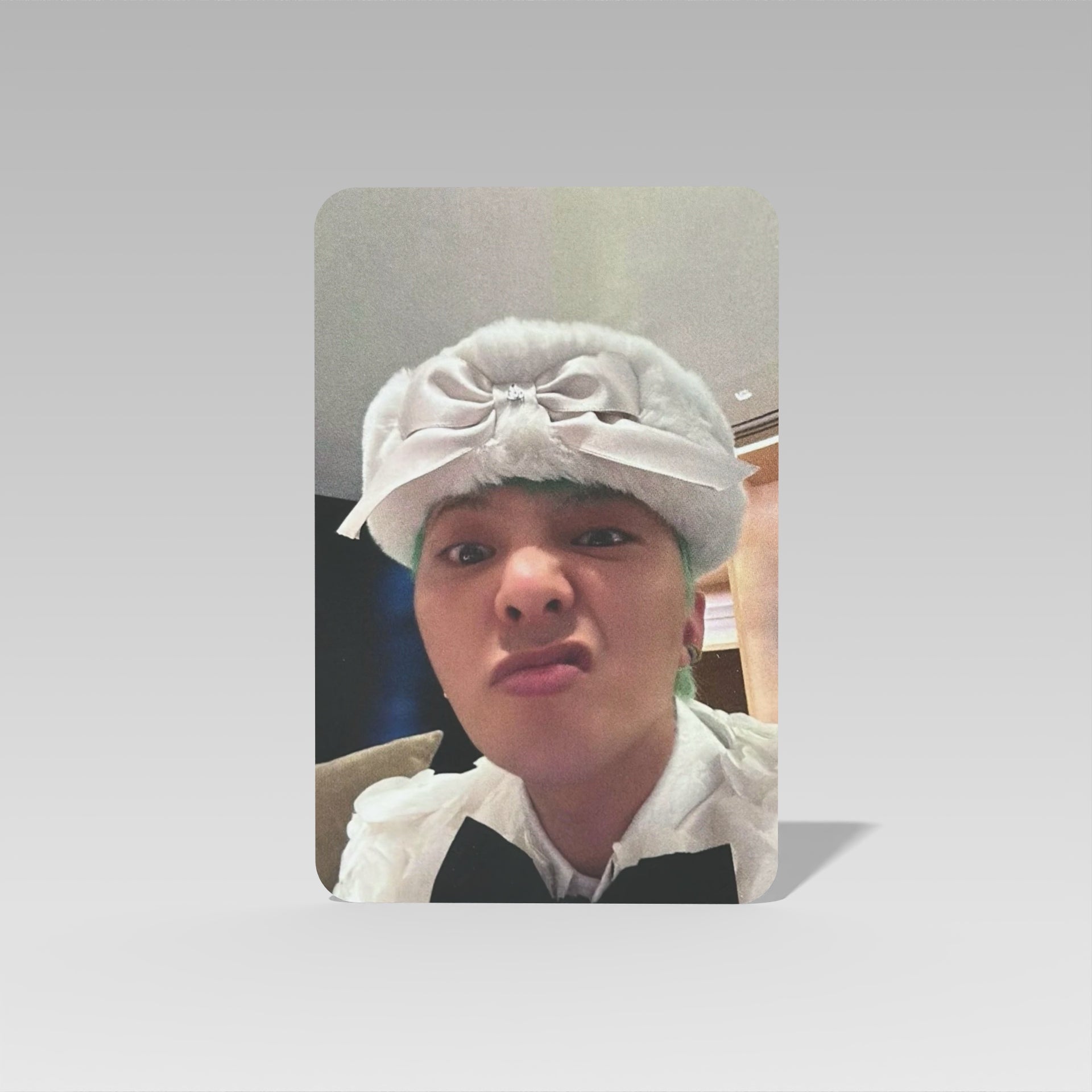Офіційна K-pop фотокартка G-DRAGON з BIGBANG UBERMENSCH (Мерч) Чорна